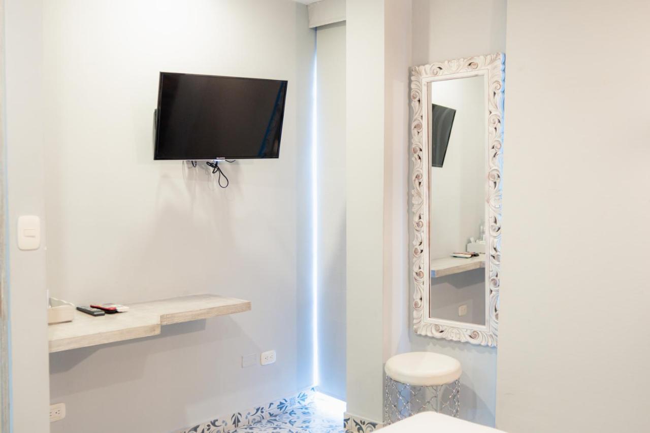 Hotel Boutique Adaz