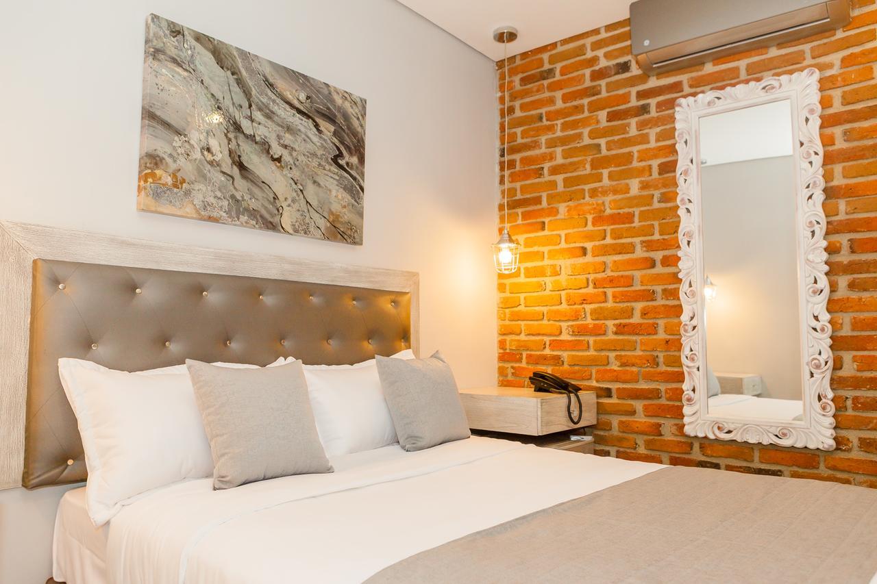 Boutique Adaz Hotel